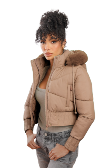 Chaqueta acolchada corta